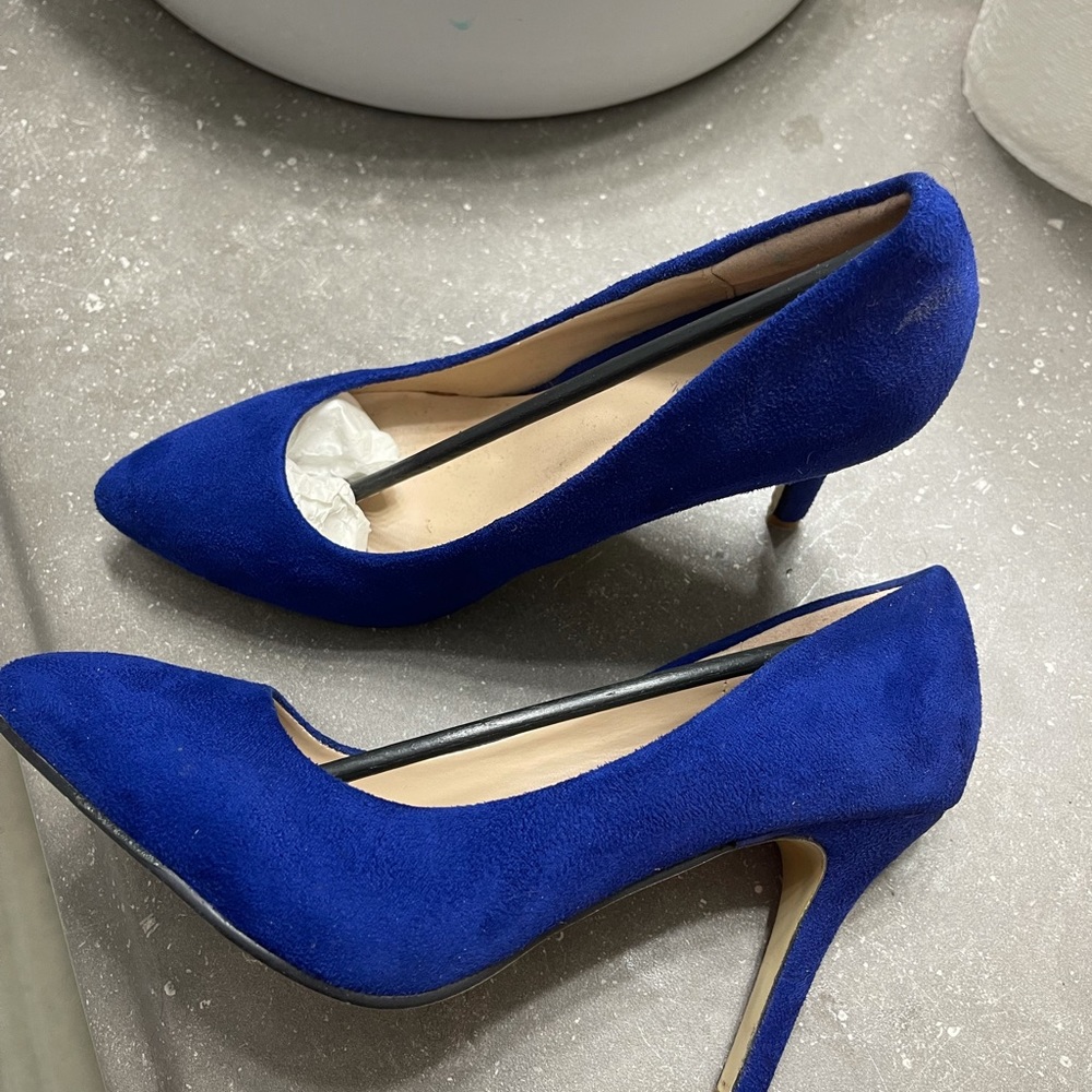 Blue shoes - Picture 7 of 7